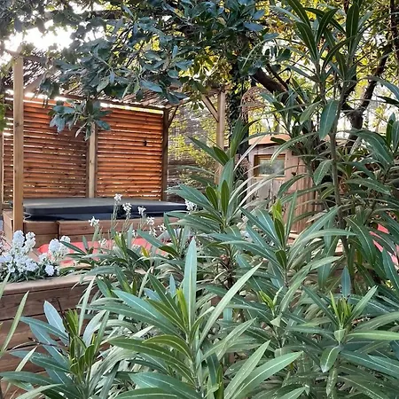 Willa Peaceful Haven With Pool & Jacuzzi - Claouey *